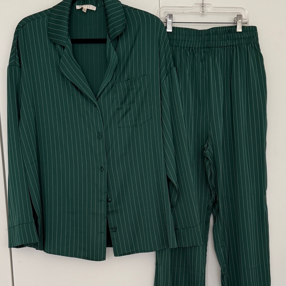 WAYF 2Pc Green Pajama Style Blouse and Pant Set - S Top M Pant
